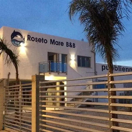 Panzió Roseto Mare 4*