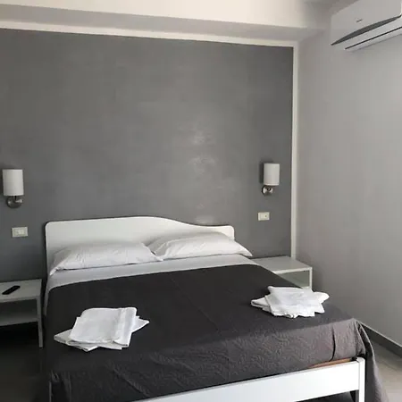 Roseto Mare Bed & Breakfast